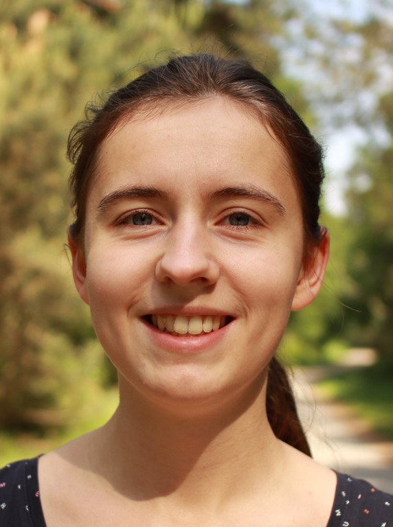 Alina Hilgers 2.jpg
