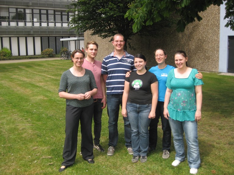 Gruppenbild2014.jpg Gruppenbild2014.jpg