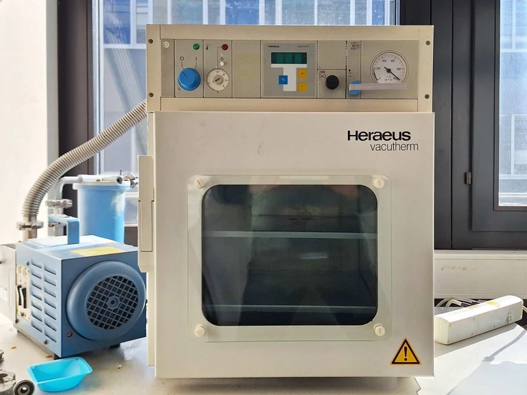 Laboratory Ovens, Furnaces 1