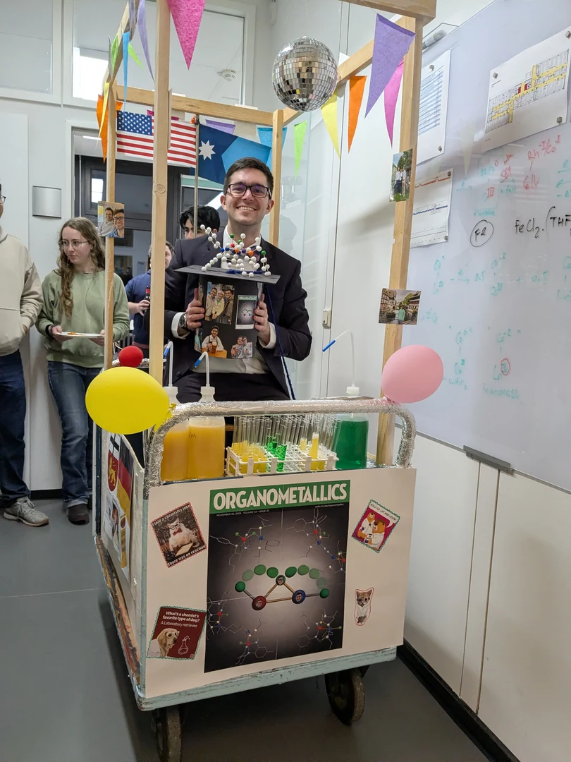 Dr. Tim Schwartz is “crowned” the first PhD of the Lu Group @UniBonn