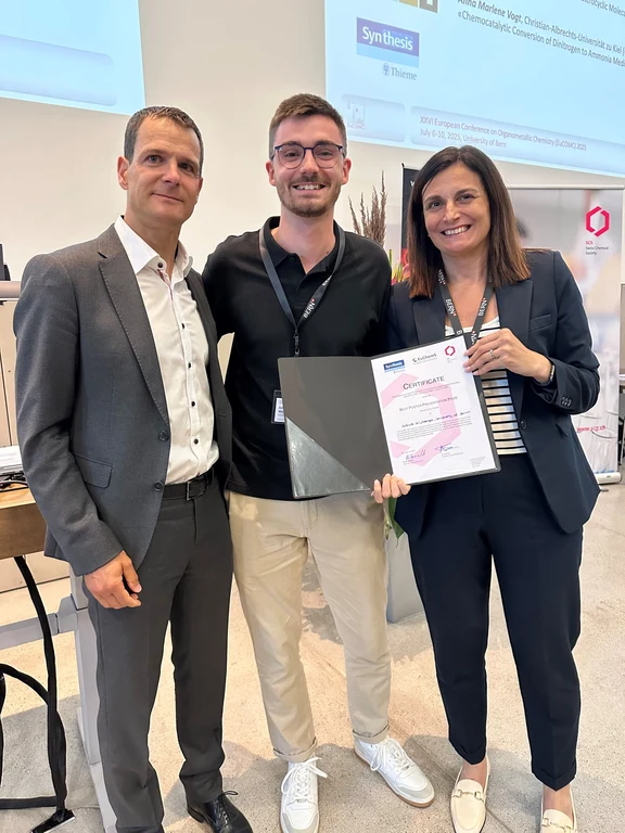 Erfolgreiche Posterpräsentation bei der EuCOMC 25: Julius Wijbenga ausgezeichnet