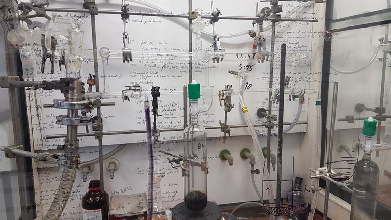 fumehood.jpg