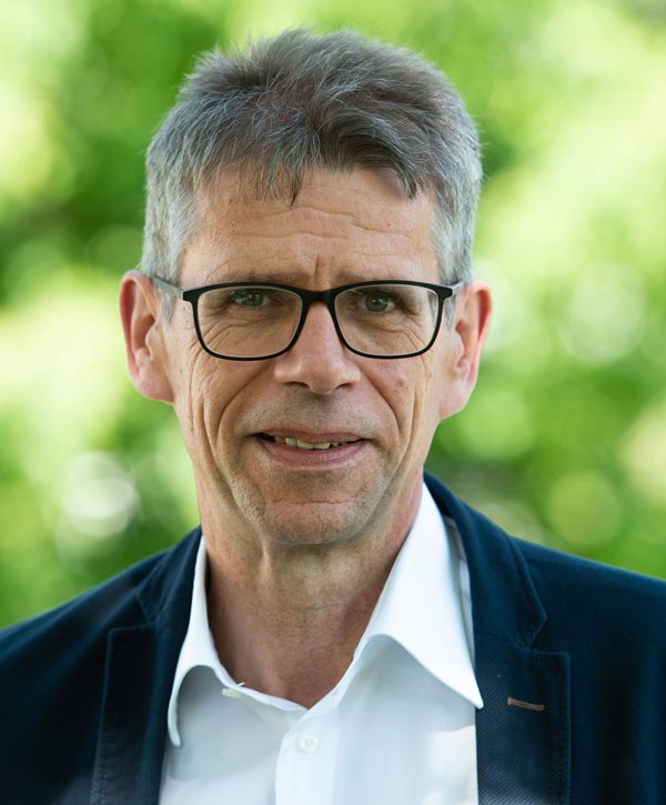 Dr. Wilfried Assenmacher Dr. Wilfried Assenmacher