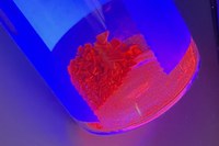20230807_MFS-131_(S)-F8TBT_Product_UV (1)_neu.jpg