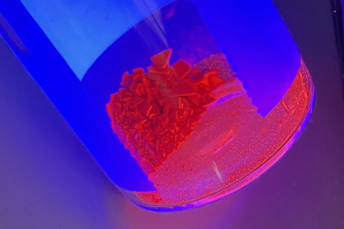 20230807_MFS-131_(S)-F8TBT_Product_UV (1)_neu.jpg